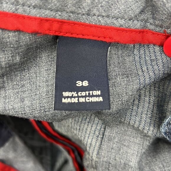 Cremieux chambray size 36 flat front pin striped shorts - Picture 4 of 6